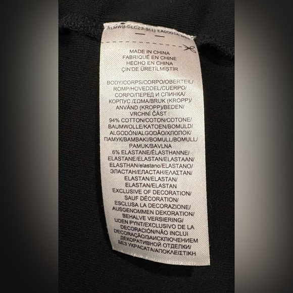 Lauren Ralph Lauren, Black Henley Top With Gold Buttons, Size XL - Picture 7 of 9